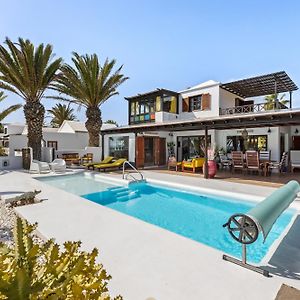 Villa A Pie De Mar